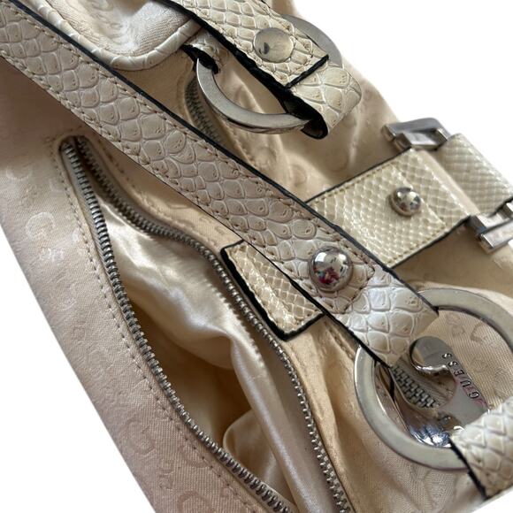 VTG Guess Y2K Cream Logo Faux Croc Patent Leather Shoulder Bag Studded EUC - Picture 13 of 13